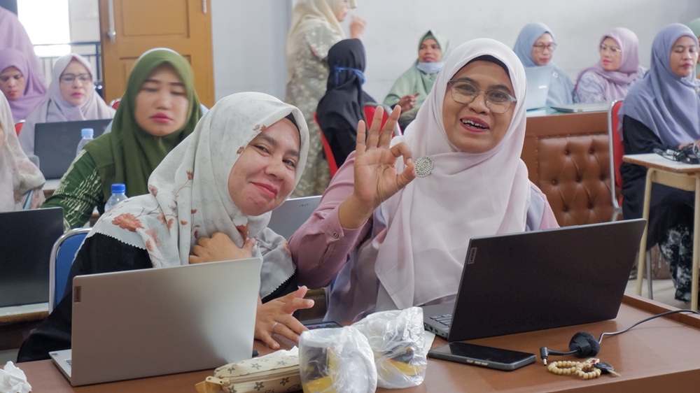 Gambar Latar 1